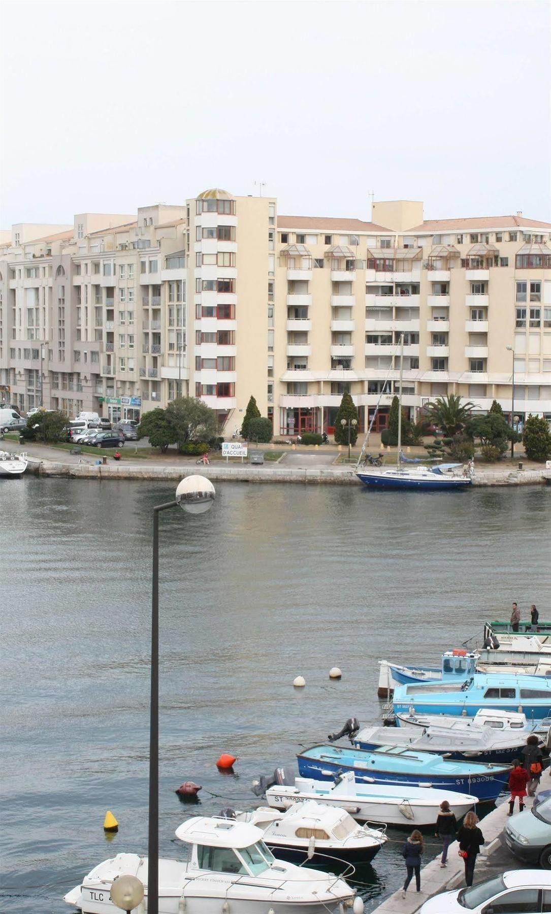 B&B Hotel Sete Centre Gare Ngoại thất bức ảnh